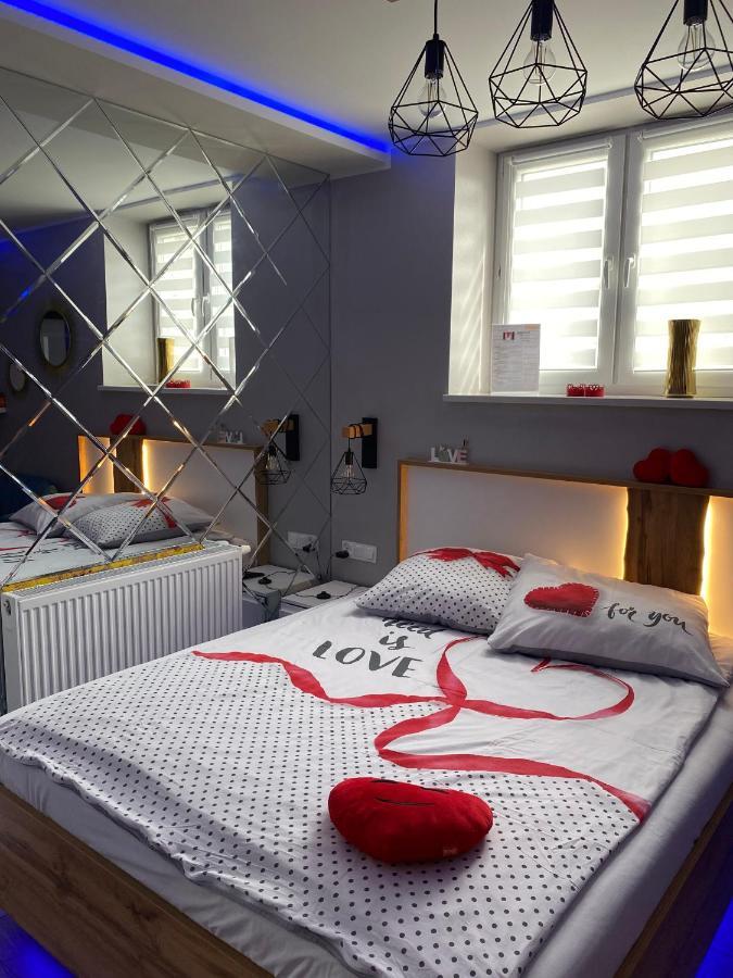 Apartament "Love" Centrum Z Duza Wanna Dla Dwojga 格涅兹诺 外观 照片