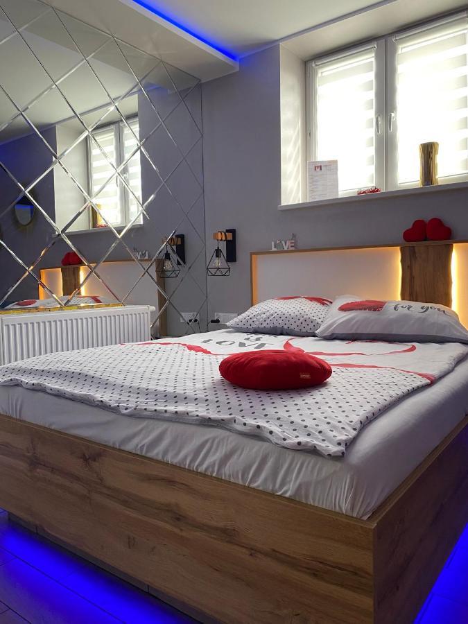 Apartament "Love" Centrum Z Duza Wanna Dla Dwojga 格涅兹诺 外观 照片